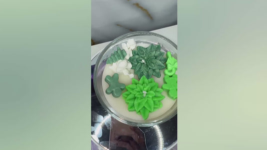 Holiday Spirit (18oz)